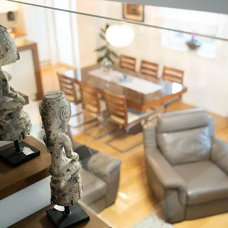 Garden Terrace Apartment *