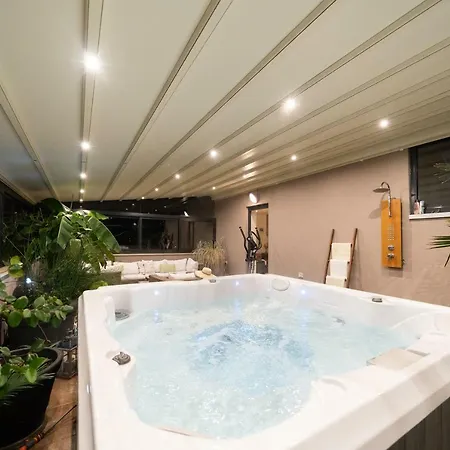 アパート Garden Terrace ザダル