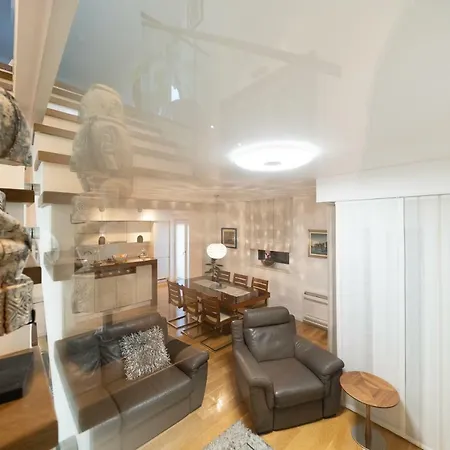 Garden Terrace Apartment