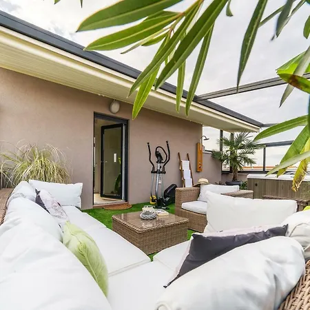 Apartman Garden Terrace Zára