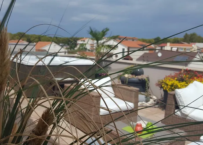 Garden Terrace Διαμέρισμα *